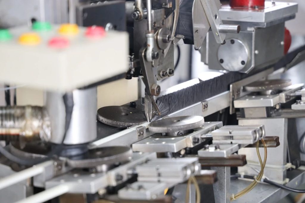 Green Manufacturing, Charging Forward with Innovation | AOQUN Brush Awarded “Green Factory” Title(images 4)