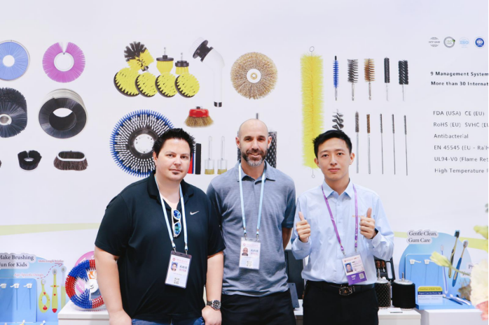 AOQUN Brush Empowers Global Intelligent Manufacturing with Innovative Brush Technology at the 138th Canton Fair, Showcasing China’s “New Quality Productivity”（images 2）