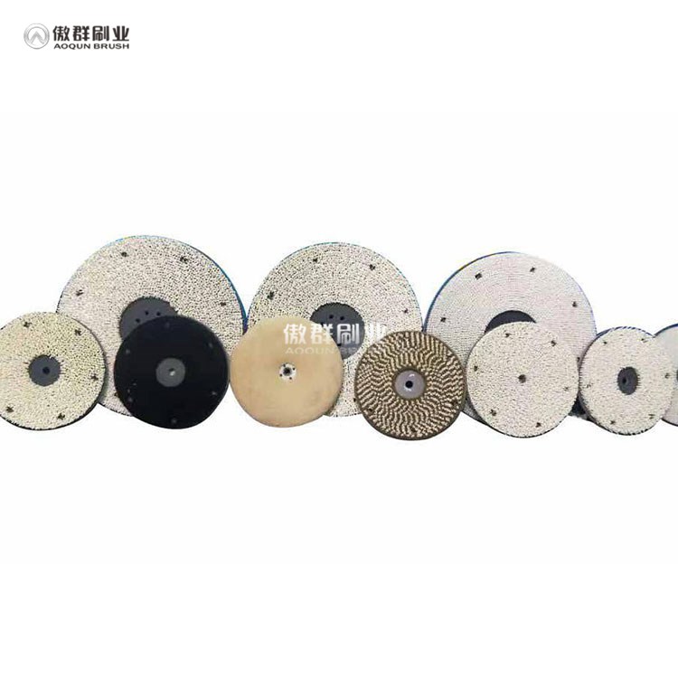 <trp-post-container data-trp-post-id='2044'>Industrial Cleaning Excellence: How the Right Scrubber Brush Doubles Equipment Efficiency</trp-post-container>（images 2）