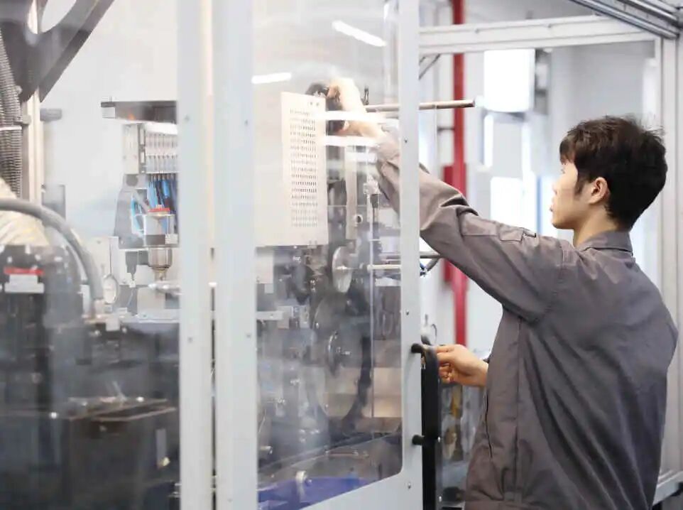 20 Years of Excellence: The Ultimate Custom Industrial Brush Solutions Provider in China（images 2）