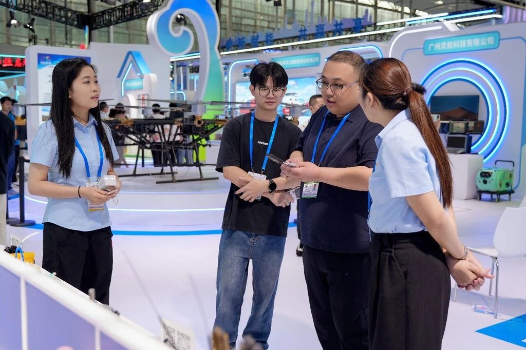 The “Eye of the Greater Bay Area”: AOQUN Precision Brushes Represent Nansha’s High-Tech Manufacturing at the 34th Guangzhou Fair(images 6)