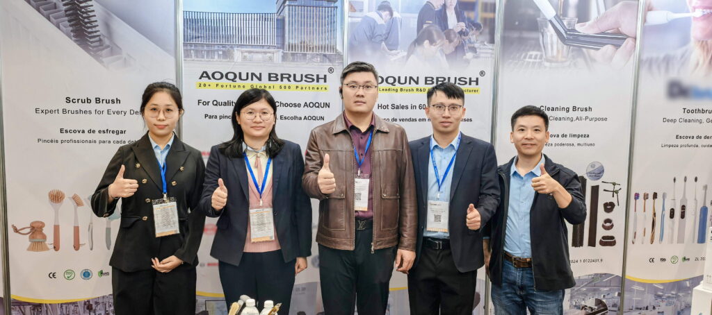 Smart Brushing Connects Latin America! AOQUN Ma... Smart Brushing Connects Latin America! AOQUN Ma...